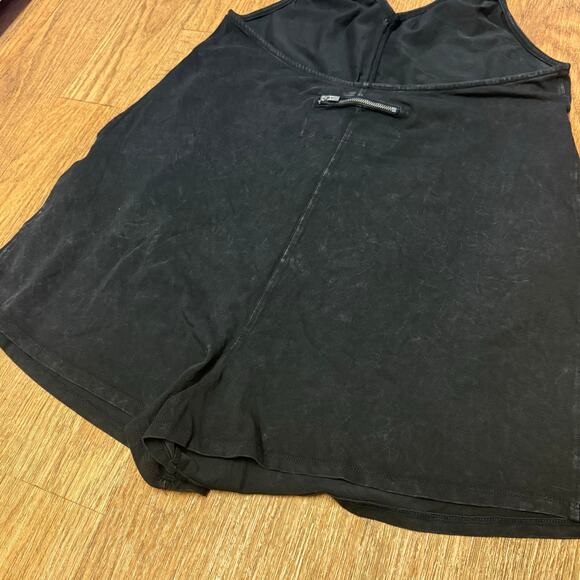 NWOT Free People Movement Black Hot Shot Halter Romper Size Medium - Picture 11 of 16